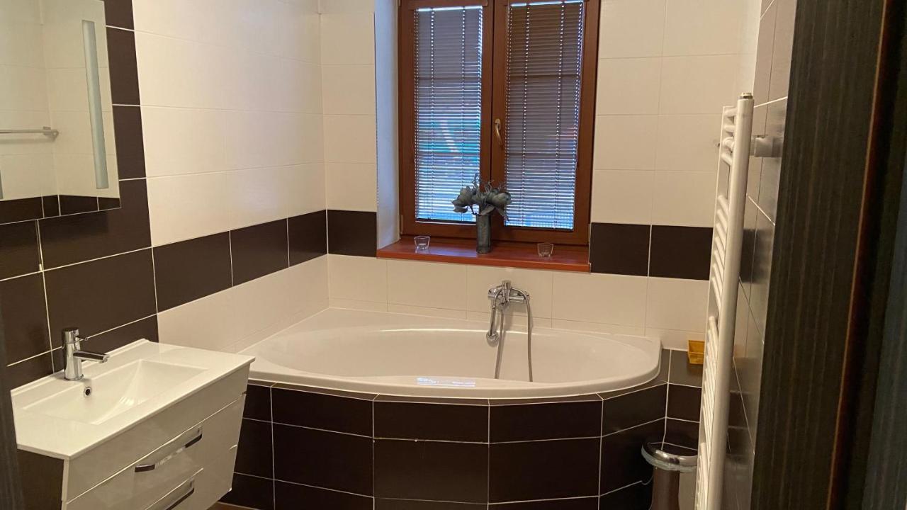 Roztoky 4Rooms المظهر الخارجي الصورة